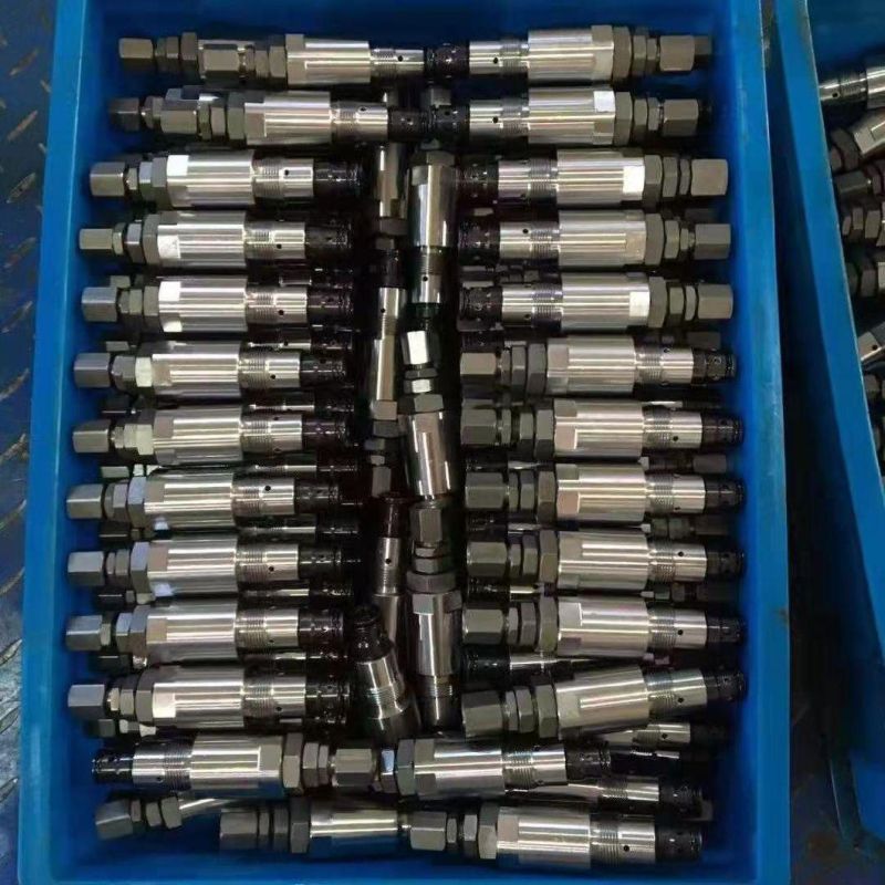 Excavator PC150 PC200-1 PC200-3 Main Valve and Relief Valve Rotary Valve