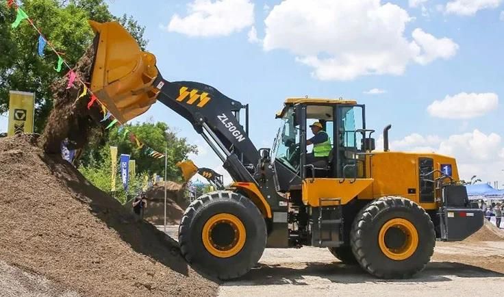 XCMG 3ton Front End Loader Work on Asphalt Road Service Machines