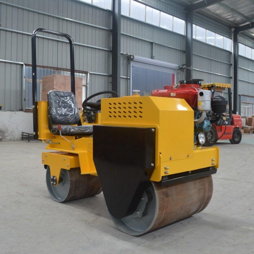 Pme-R900 Water Cooled Driving Type 20kn Road Roller