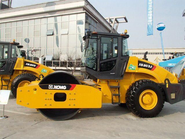 Good Quality 20ton Fully Hydraulic Xs203 Road Roller Sheepfoot Compactor