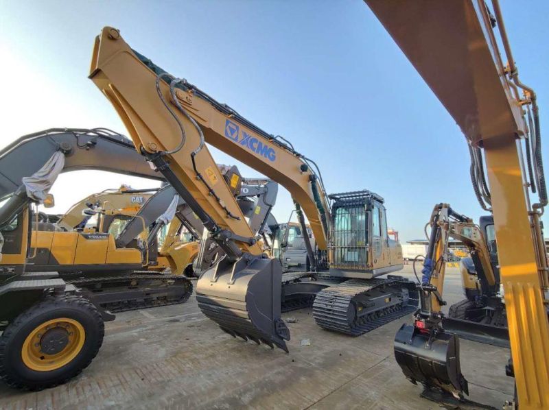 Low Price Xe215c 21ton Famous Brand 21ton Excavator with Isuzu Engine