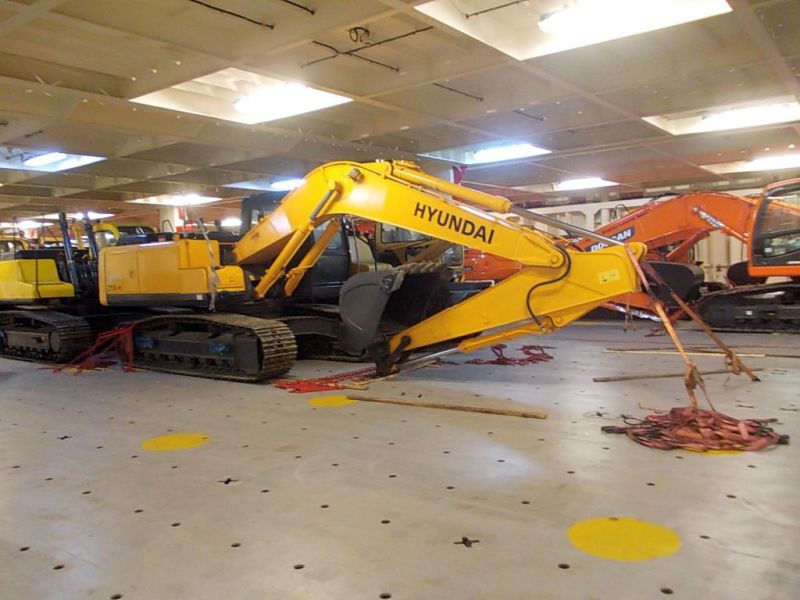 Hyundai 21 Ton Hydraulic Excavator (R215-7C)