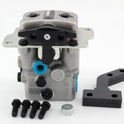 Excavator Parts PC200-7 PC200-8 8 Hole Foot Valve Foot Pedal Valve