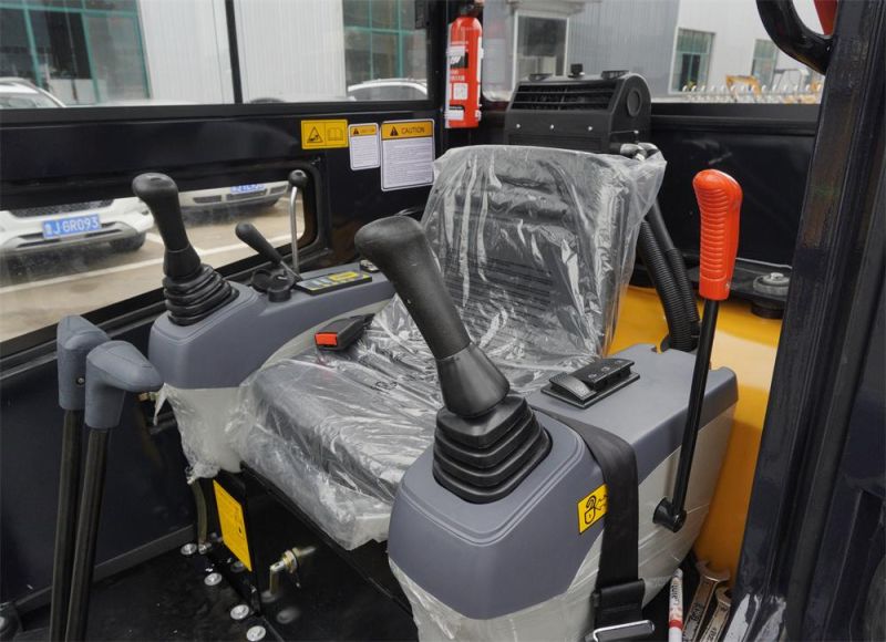China Factory Lugong Brand Hot Sale Garden Equipment Mini Excavator Lh18d Small Digger 1.8ton with Rubber Track