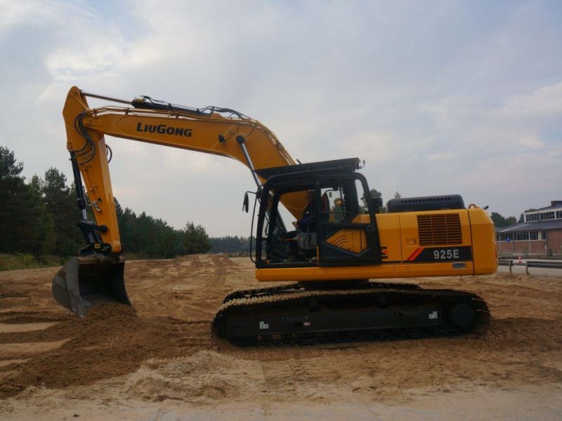 Liugong Construction Equipment 20 Ton Hydraulic Crawler Excavator Clg920e with Breaker