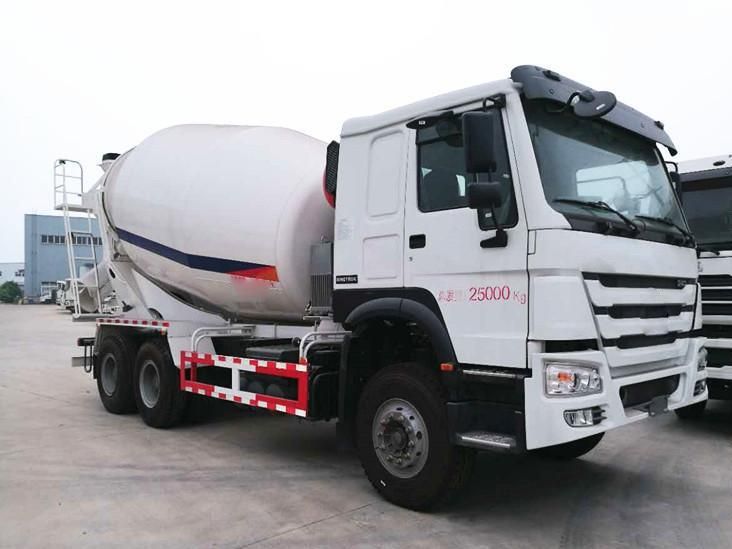 Sinotruk HOWO A7 6*4 371HP 10 Cubic Concrete Mixer Truck