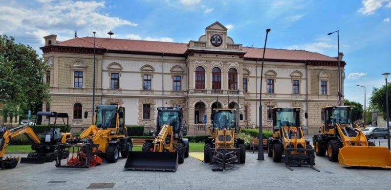 Wolf Wl816t Telescopic 4 Wheeled Front Wheel Loader for Agricultural/Farm