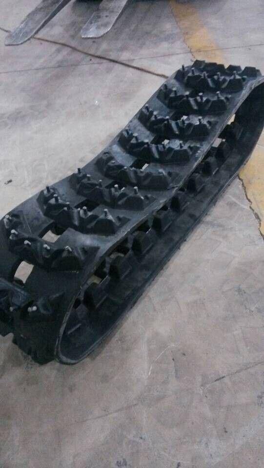 Tracked Tank Rubber Track for Snow Plowing Chassis 220*85*26