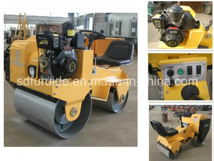 Double Drum Mini Self-Propelled Vibratory Road Roller for Sale (FYL-850)