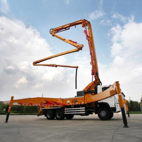 XCMG 67m Hb67K New Diesel Truck Mounted Concrete Pump Truck Boom Price Sizes for Sale