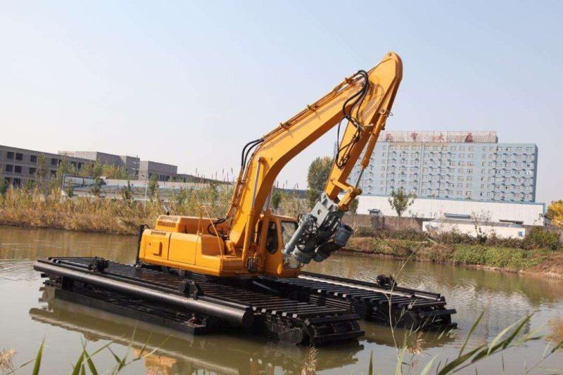 River Mud Cleaning Excavator Water Excavator with Pontoon