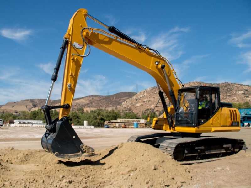 Chinese Hydraulic 22 Ton Crawler Excavator Clg922e with Long Arm