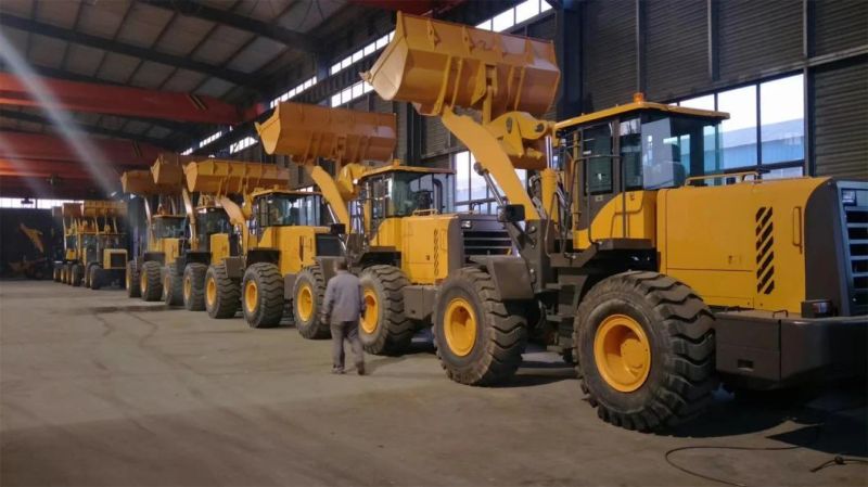 China Factory Wholesale 1/2/3/4/5ton Small Wheel Loader Small Forklift Skid Steer Loader 4WD Front Loader CE Certification Euro 5 Engine Construction Sit