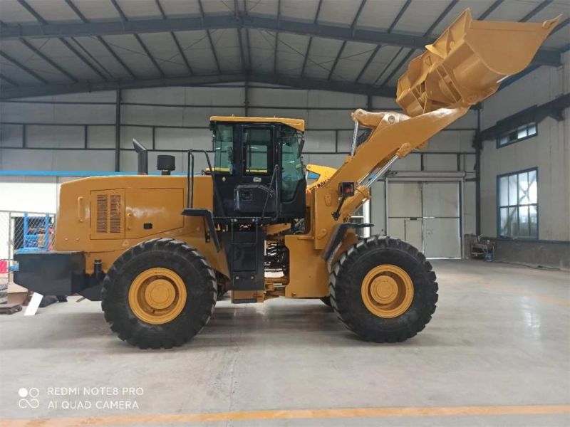 China Factory Wholesale 1/2/3/4/5ton Small Wheel Loader Small Forklift Skid Steer Loader 4WD Front Loader CE Certification Euro 5 Engine Construction Sit