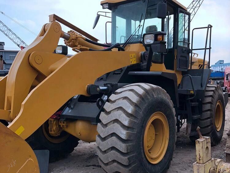 8 Ton Heavy Wheel Loader with Rock Bucket (LG989)