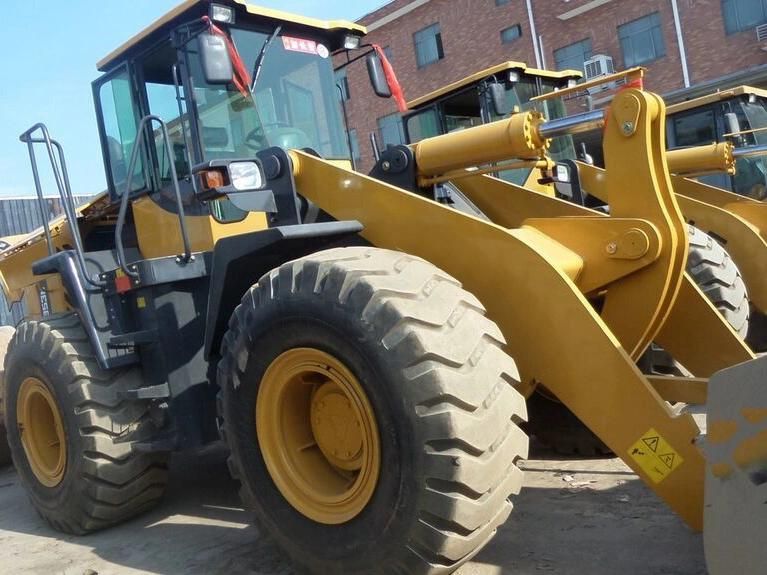 8 Ton Heavy Wheel Loader with Rock Bucket (LG989)