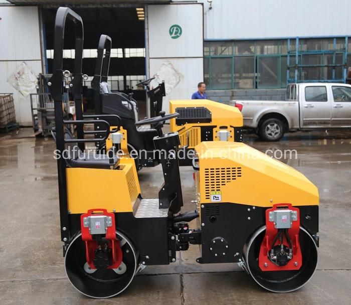 Hydraulic Double Drum Vbratory Road Roller Tandem Road Compactor Roller Fyl-890
