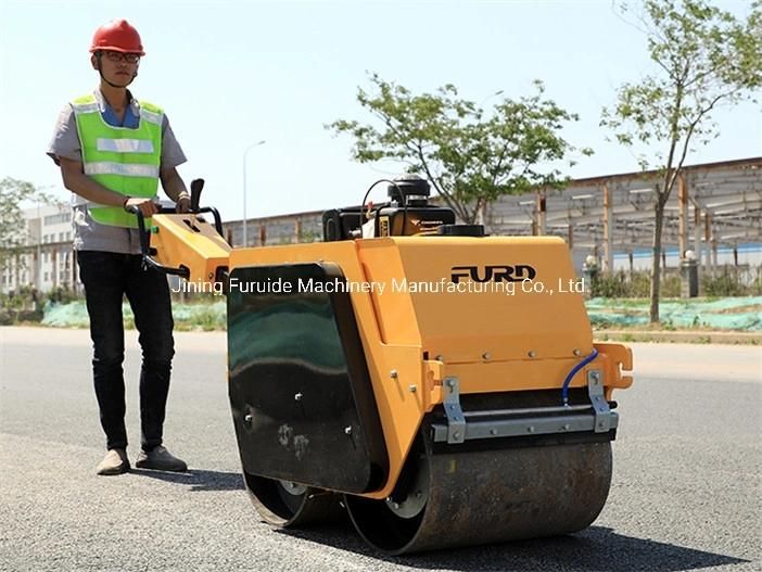 Light Walk Behind Diesel Vibratory Roller with 550kgs