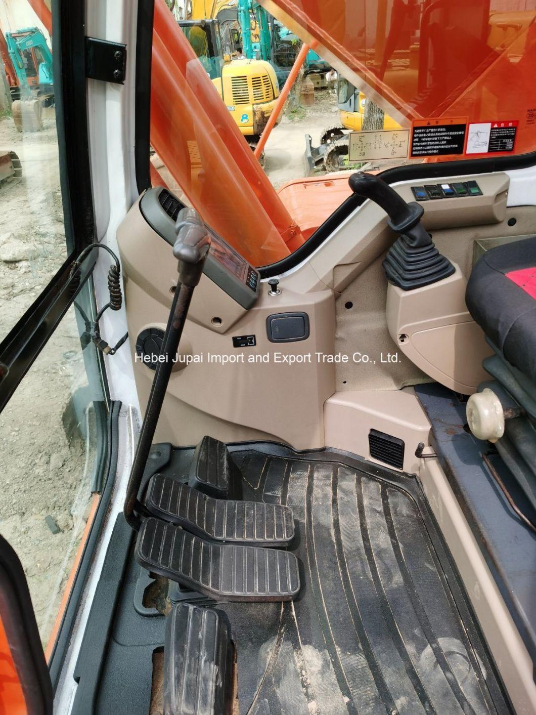 Doosan 220LC-7 Crawler Excavator Used Construction Equipment Is on Sale