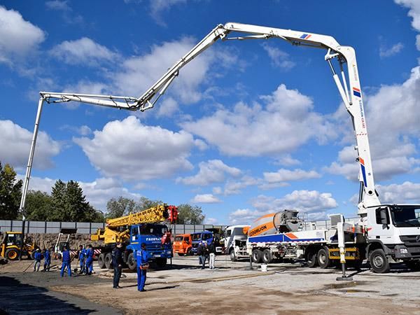 56X-6rz Concrete Pump Truck and Trailer Concrete Pump Truck