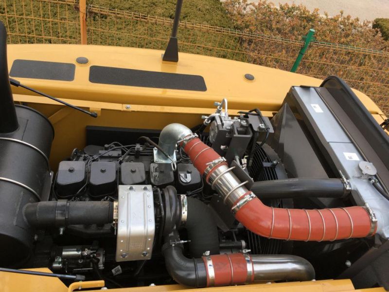 Hydraulic Excavator Crawler Digger Machine 22ton Excavators for Sale
