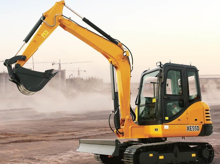 Wholesale Price 5.5ton Small Crawler Excavator in Stock