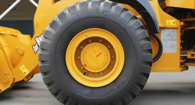 China Wheel Loader with 4 in 1 Bucket Front End Loader