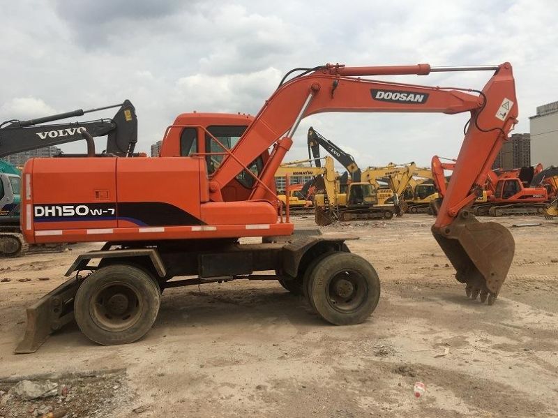 Used Wheel Type Doosan 15t Excavator Dh150W-7 Dh220W Wheel Excavator