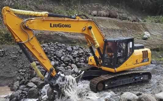 China High Quality Crawler 25 Ton Brand New Excavator 925e in Stock
