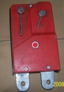 Safety Lock for Suspended Platform