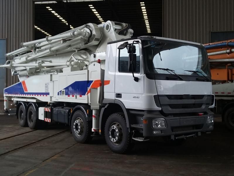 Zoomlion New Remote Control 56m Concrete Pump Truck (56X-6RZ)