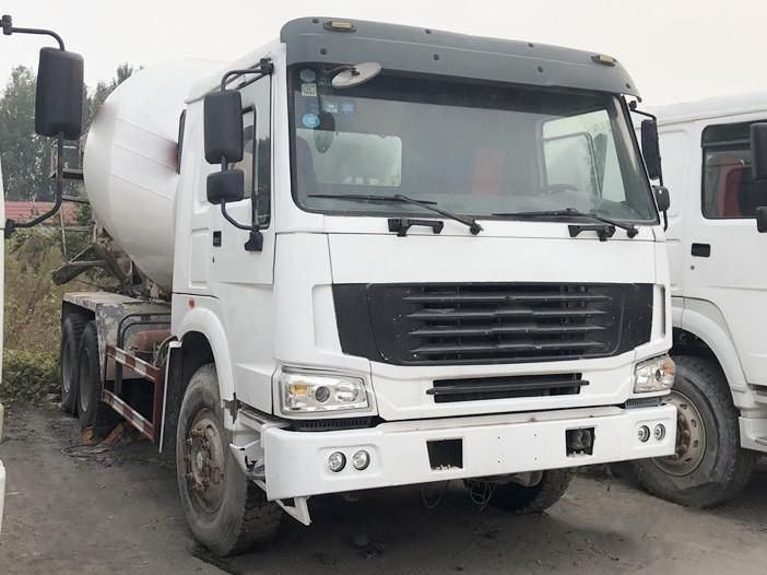 Sinotruk HOWO A7 6*4 371HP 10 Cubic Concrete Mixer Truck